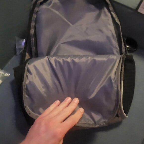 Hyundai Backpack - Picture 3 of 4